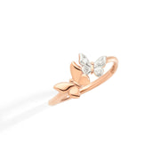 Anello Farfalla DoDo in oro rosa 9K con 4 diamanti bianchi, design elegante e simbolico.